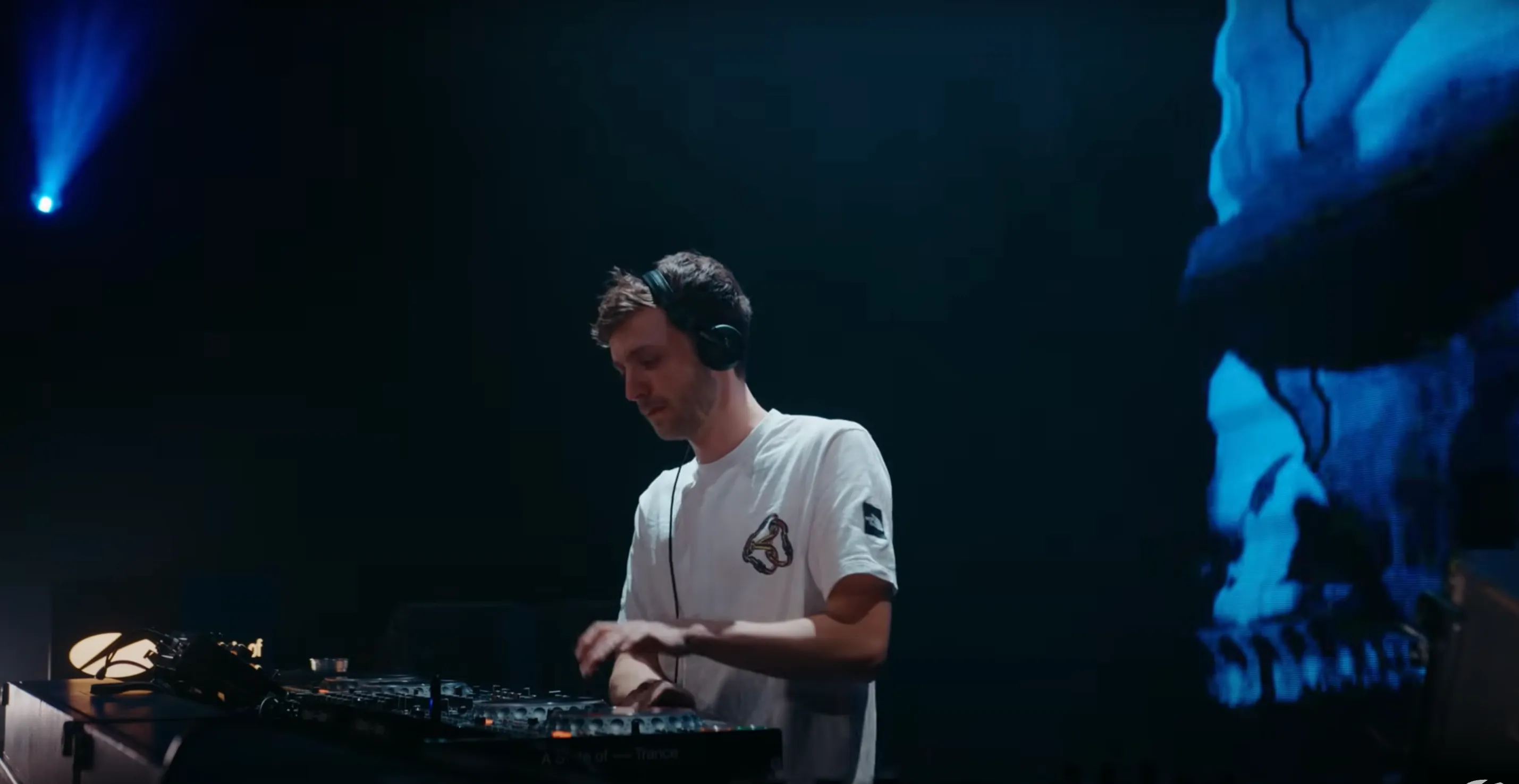 Technosetje #19: Mees Salomé live bij A State of Trance 2024