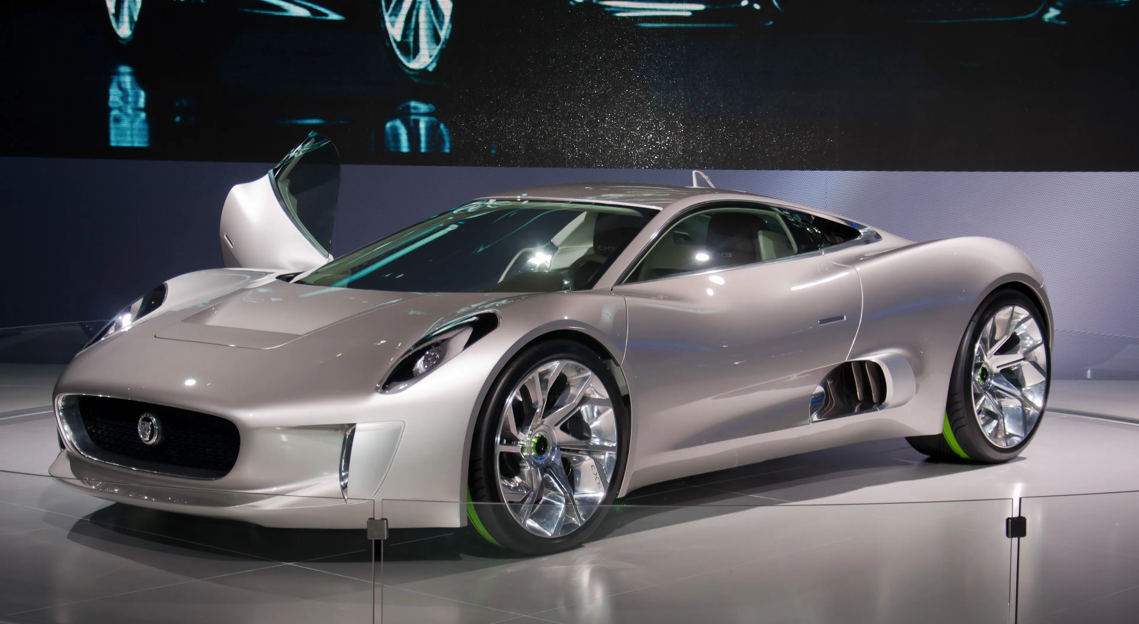 silver jaguar c x75