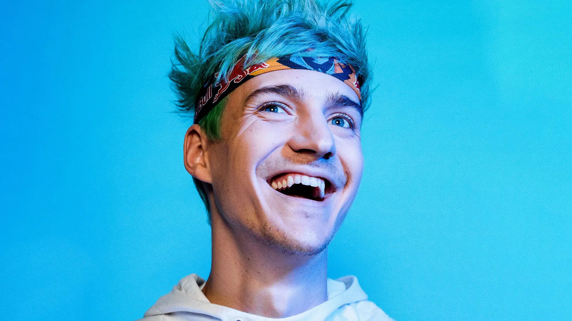 streamer ninja en adidas ondertekenen meerderjarige kledingdeal