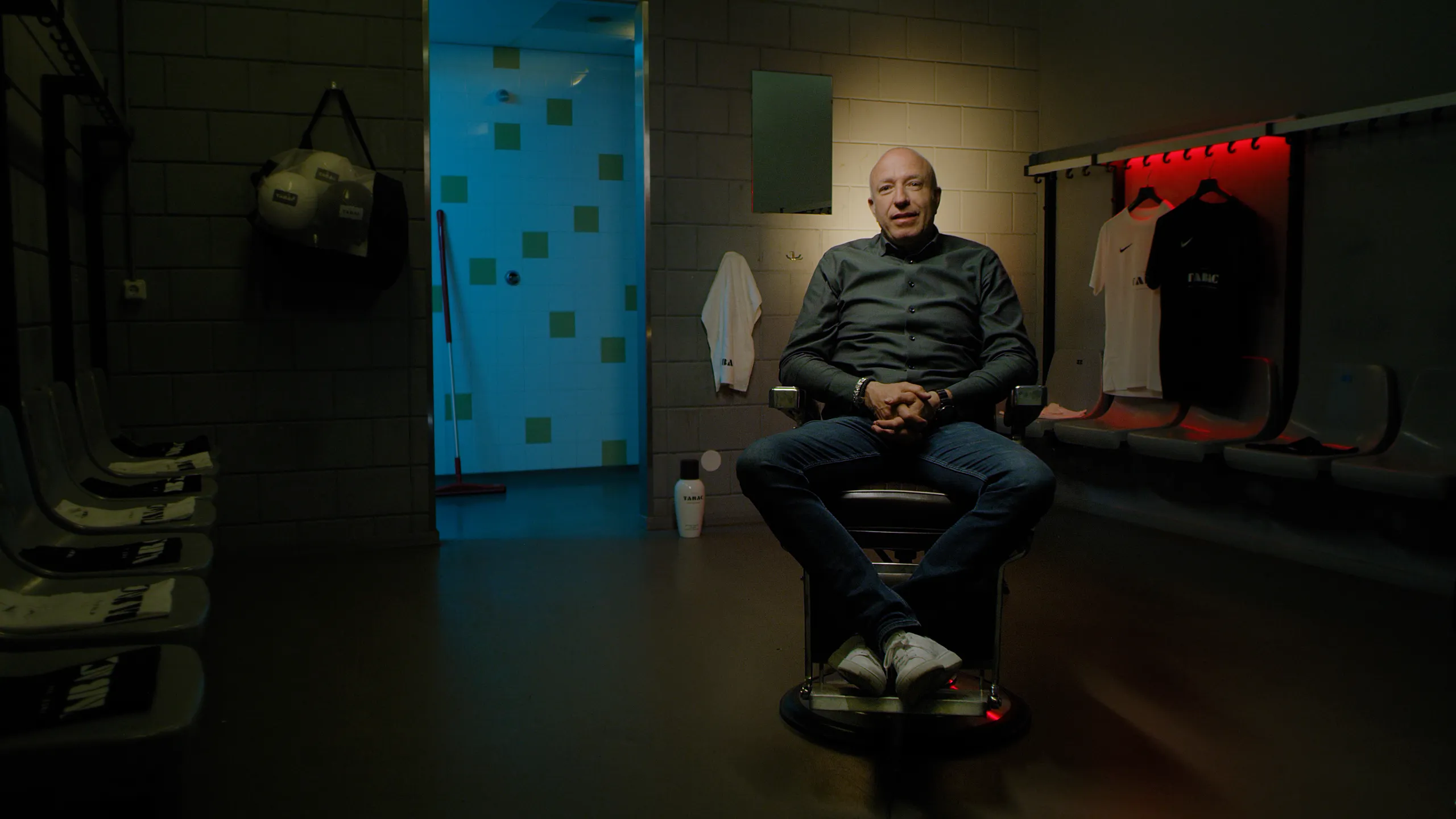 'Mannen van TABAC': autocoureur Tom Coronel