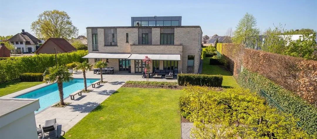Funda Toppers #106: Meesterlijke villa in het bruisende Brabant