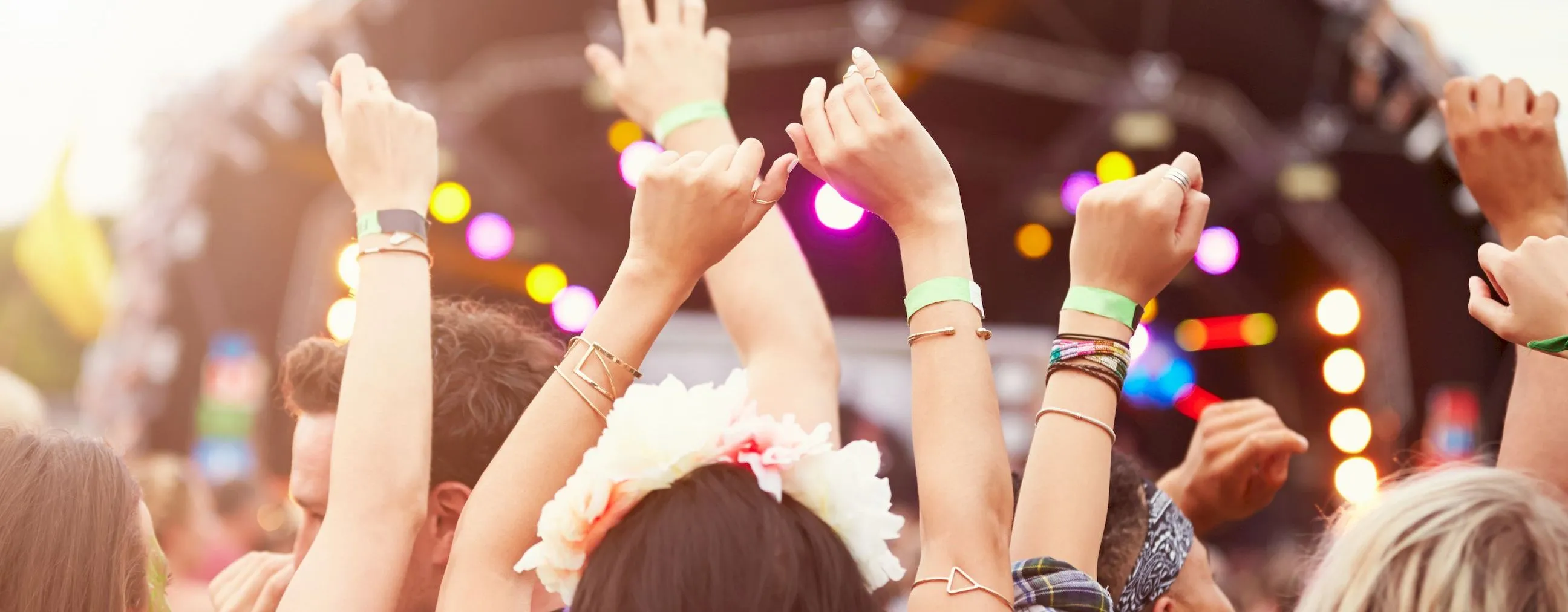 Door deze hits wil jij regelrecht naar het eerste beste festival rennen