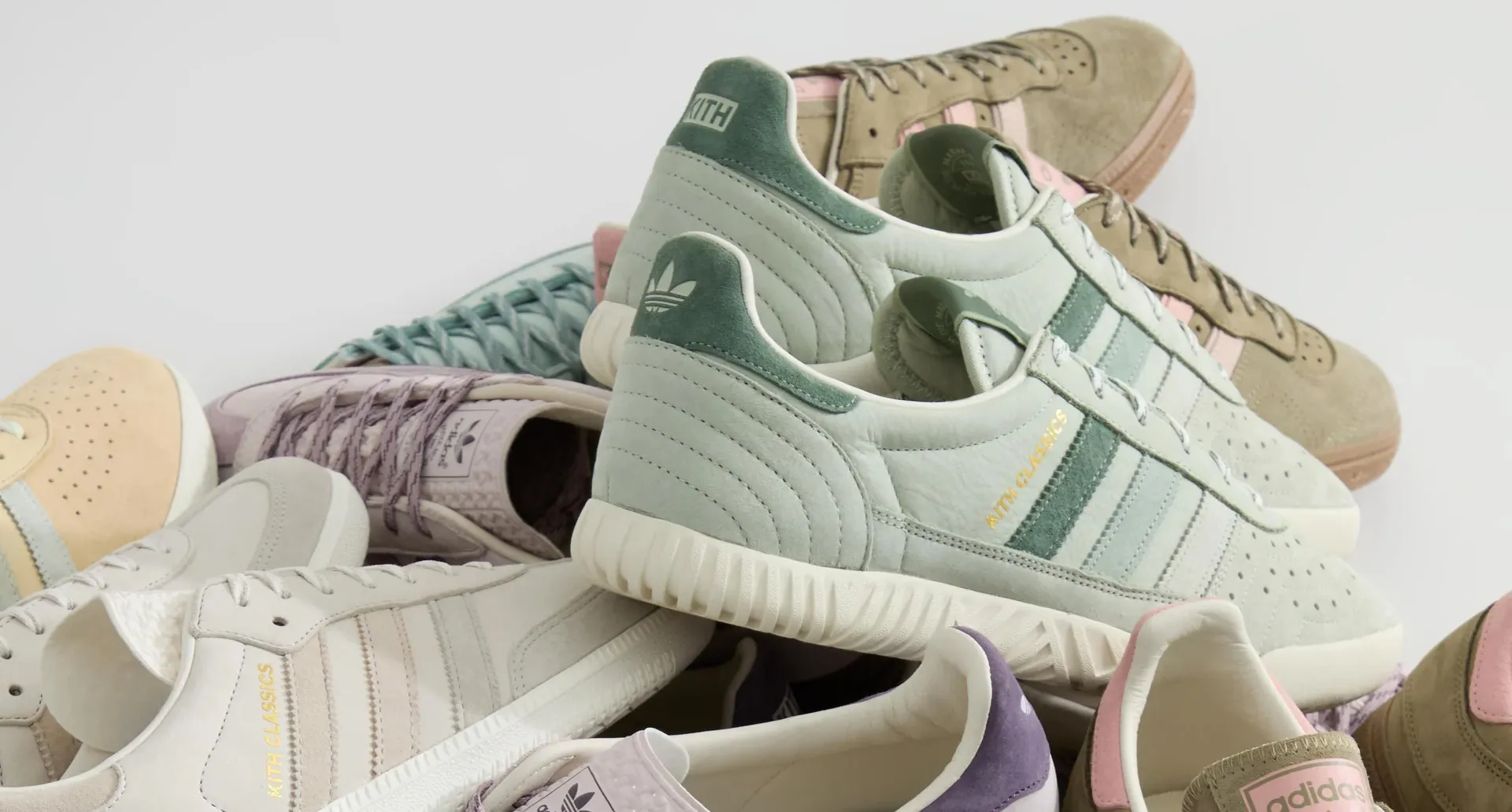 Fris de zomer in met Kith’s kleurrijke adidas sneakers