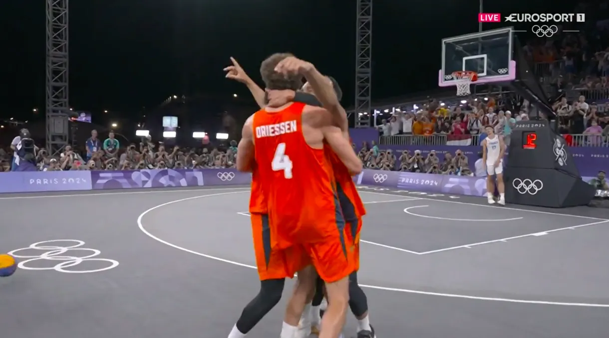 Nederlandse 3x3-basketballers pakken goud en zorgen voor een van de mooiste momenten van de Spelen