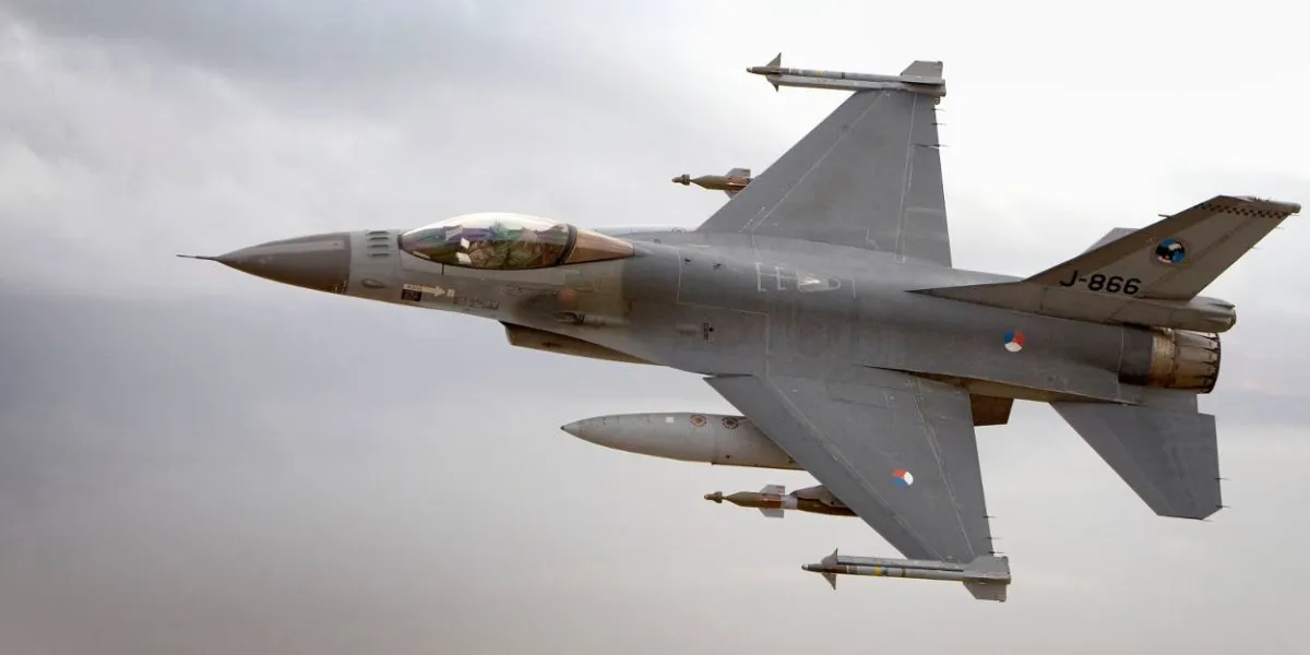afscheid f16 straaljager