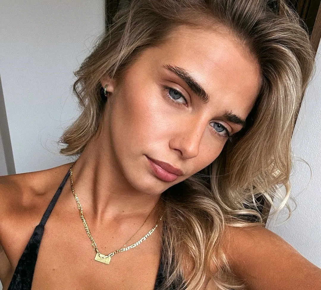 Formule 1 kijk je vanaf vandaag niet meer voor Verstappen, maar Marilou Bélanger