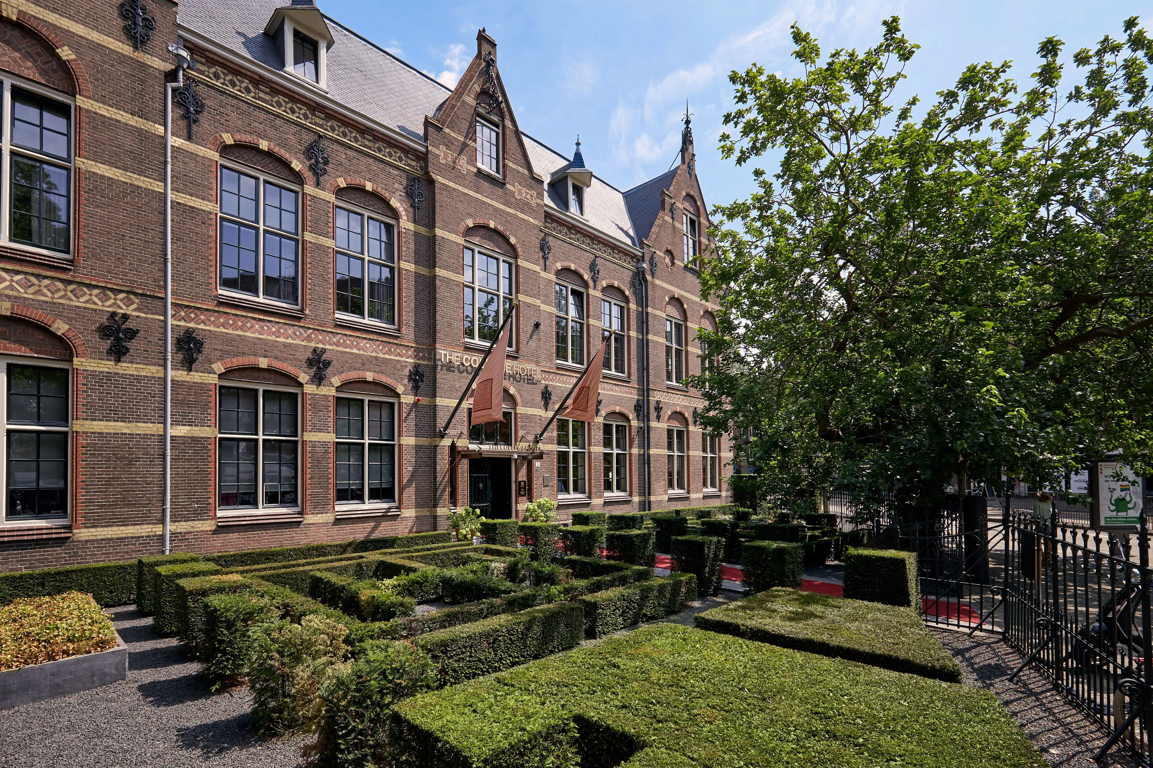 The College Hotel kan er na chique renovatie weer jaren tegenaan