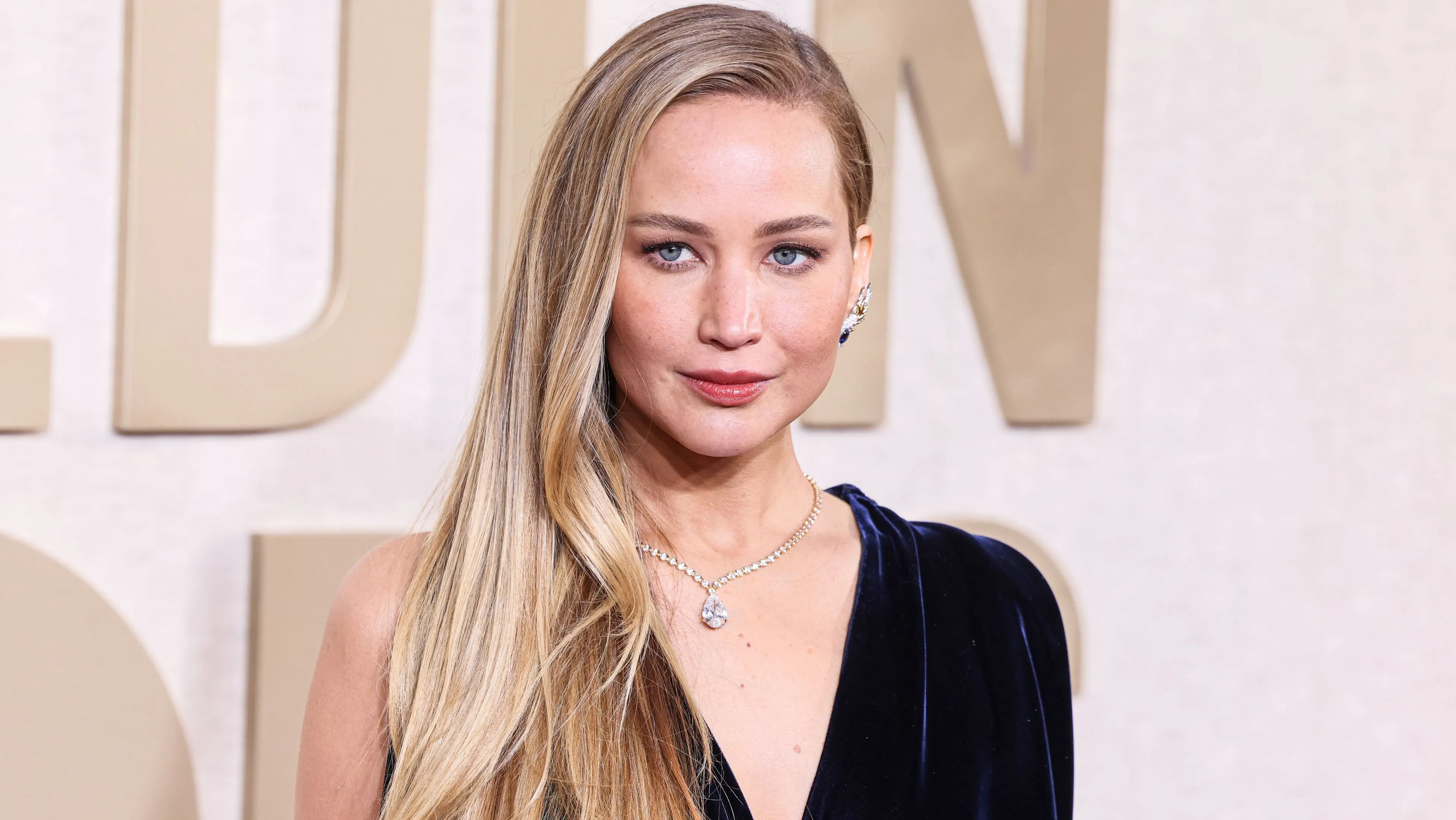 Jennifer Lawrence flashed hele camera crew op set van Red Sparrow