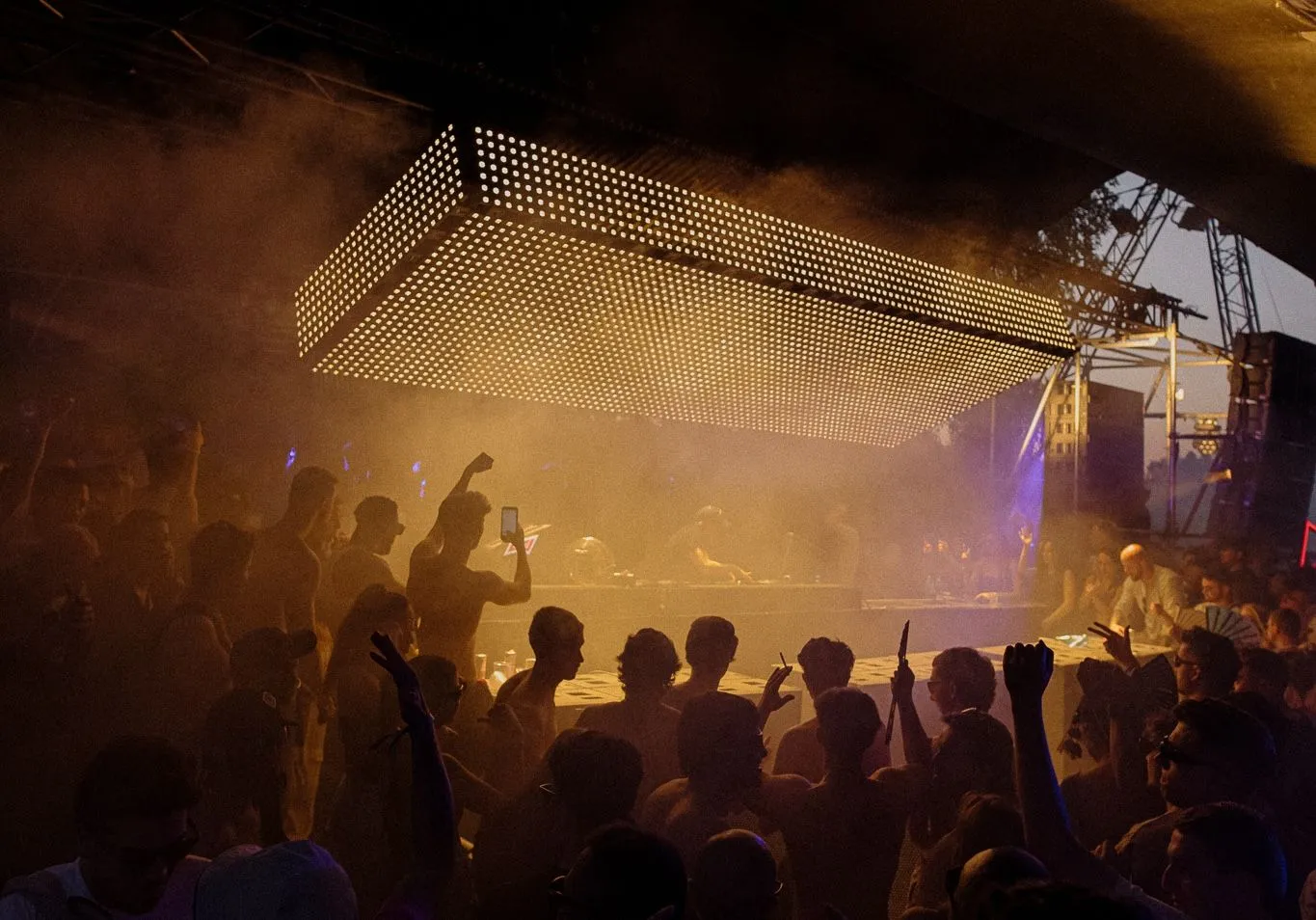De line-up van Upclose maakt je nu al hongerig voor de festivalzomer van 2025