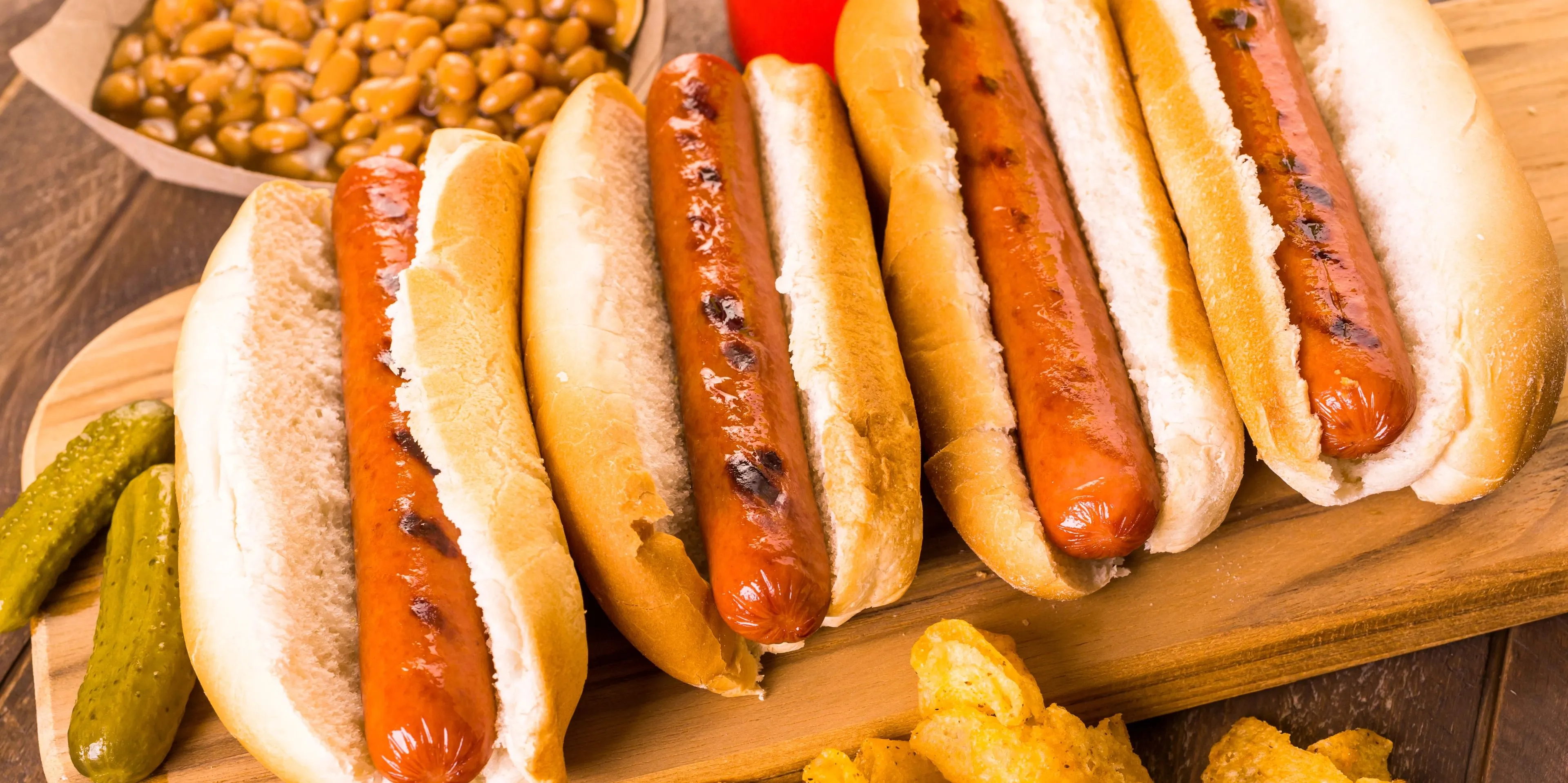 Een hotdog kan je levensduur met meer dan 30 minuten verkorten, zeggen wetenschappers