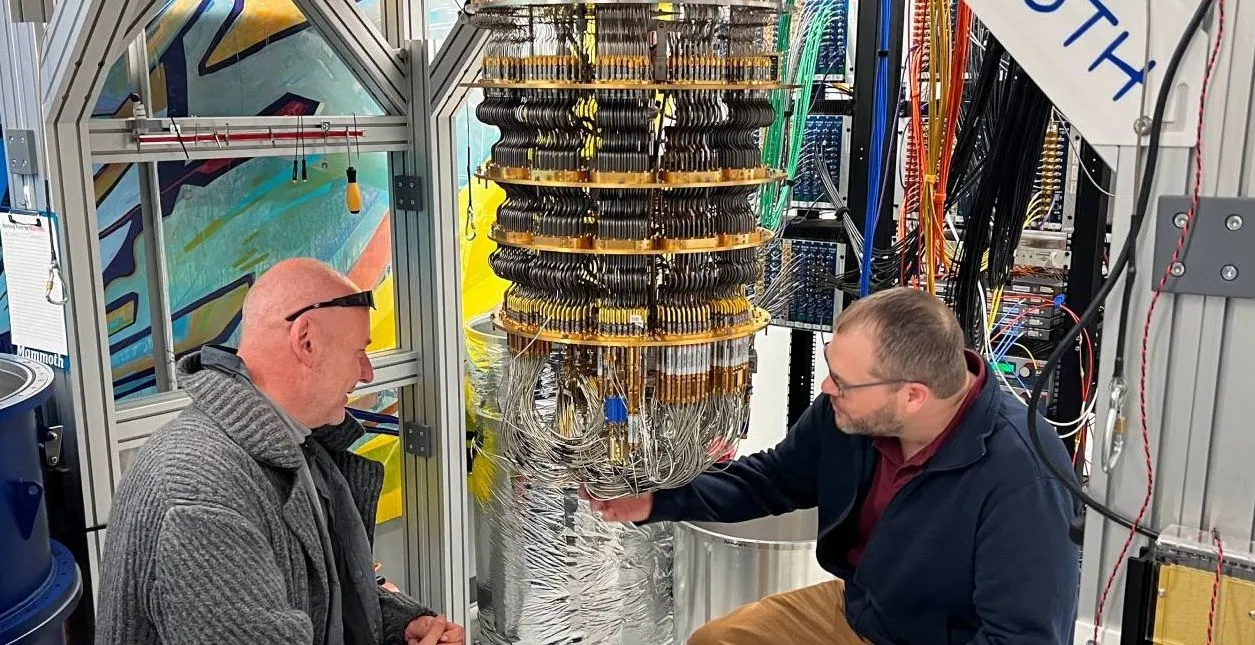e897e6e6 google quantum computing chip