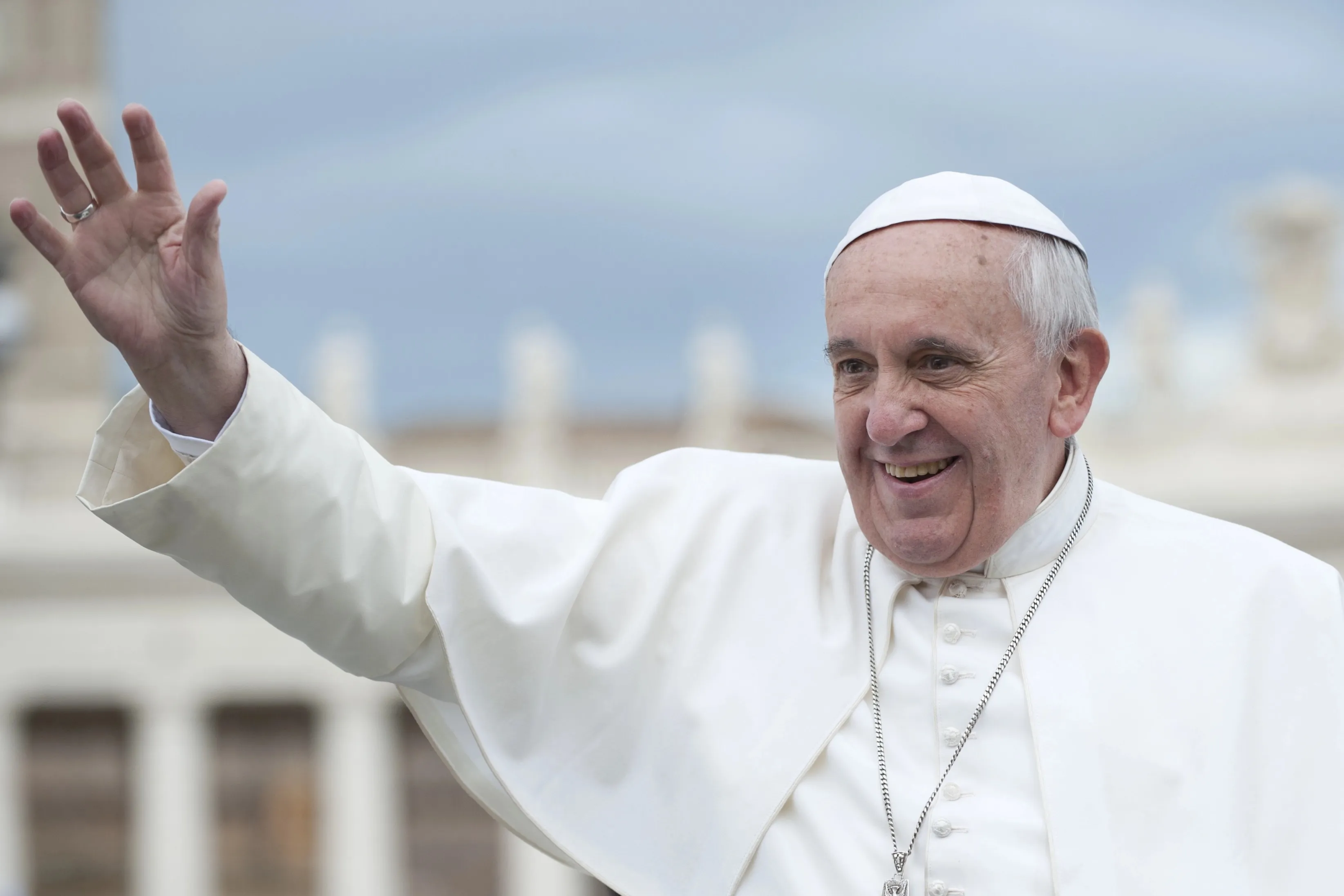 De eerste elektrische Popemobile: Groene rit voor de paus