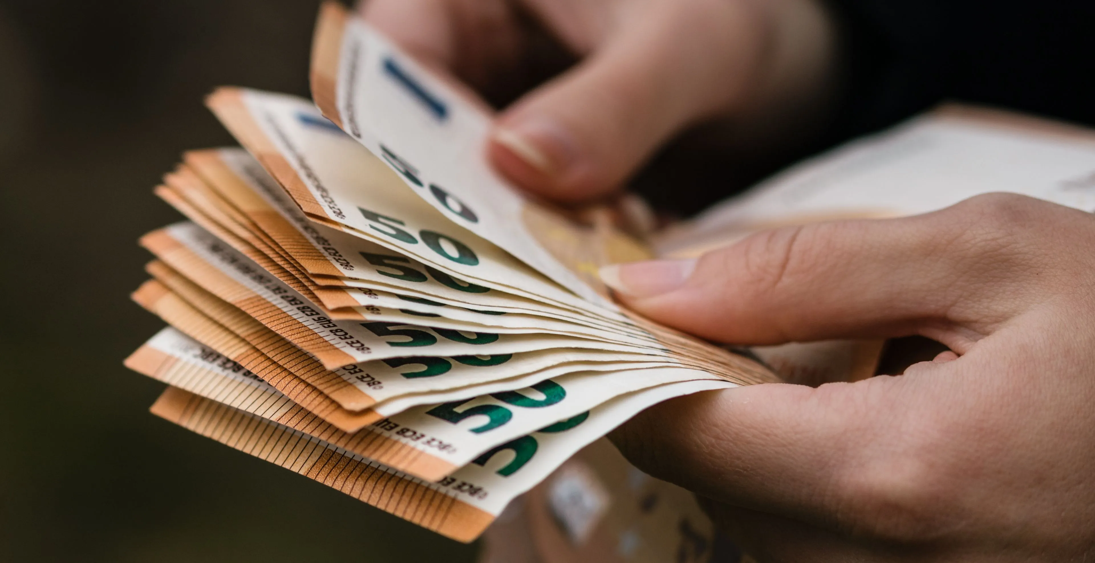 Met deze 5 goede voornemens en tips ga je bakken met geld besparen in 2025