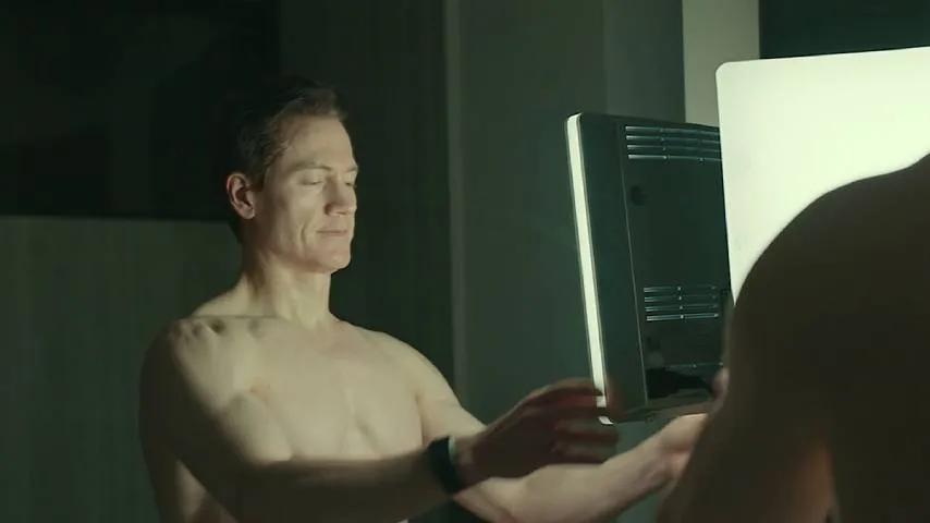Tech-miljonair die bijna 2 miljoen per dag uitgeeft om 'voor altijd te leven' krijgt eigen Netflix-docu