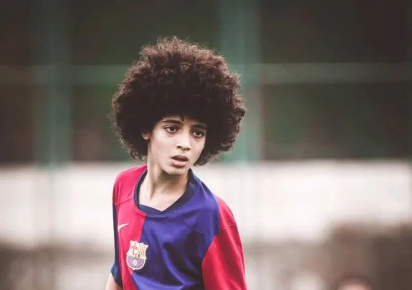 De nieuwe Messi? Of de nieuwe Lamine Yamal? Maak kennis met Adam Qaroul, La Masia’s nieuwste wonderkind