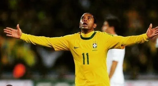 Van San Siro naar de cel: de ondergang van Robinho