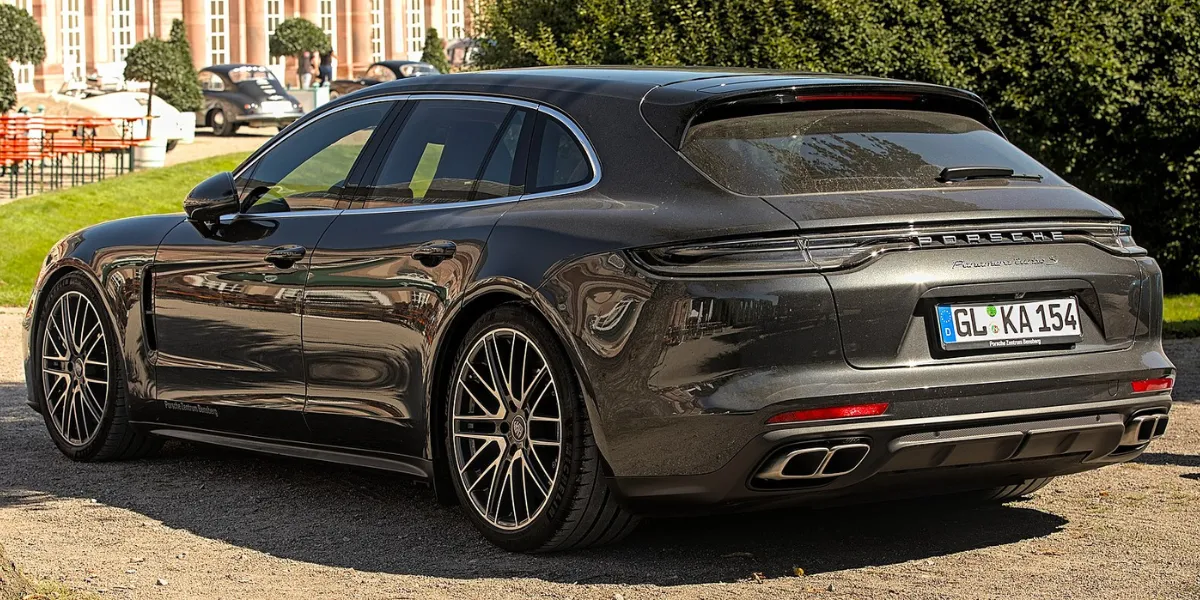 Header_Porsche_Polizei