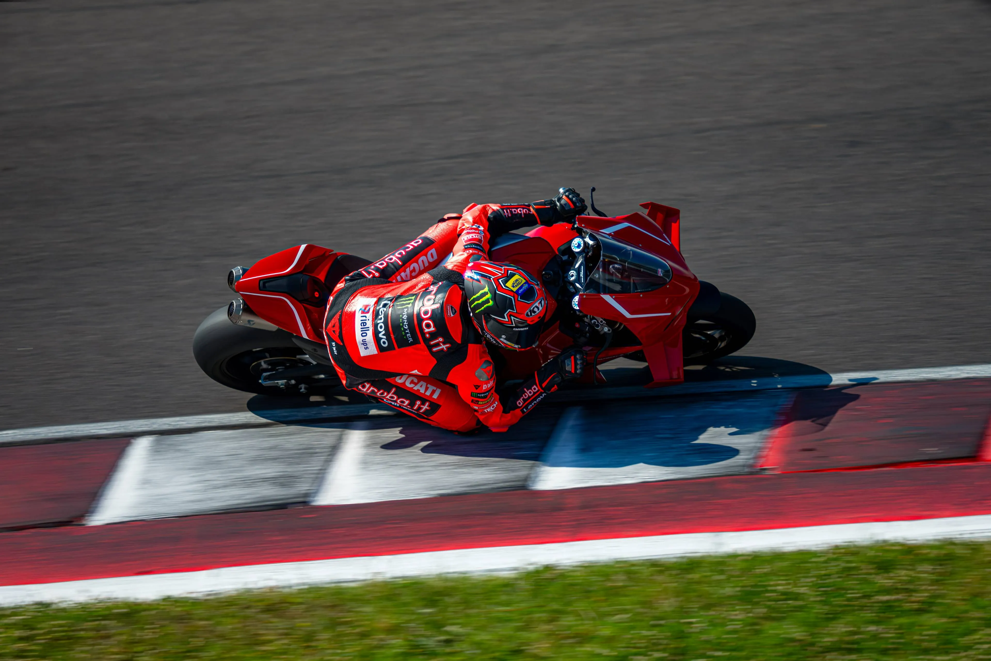 03 - MY26_PANIGALE_V4R_DYNAMICS _14__UC849338_High