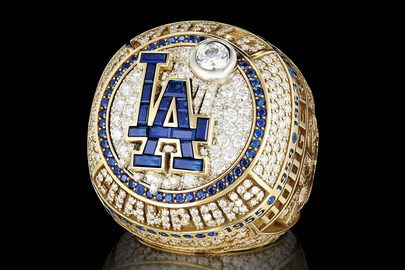 https___hypebeast.com_image_2026_03_29_closer-look-los-angeles-dodgers-2025-world-series-back-to-back-championship-ring-001