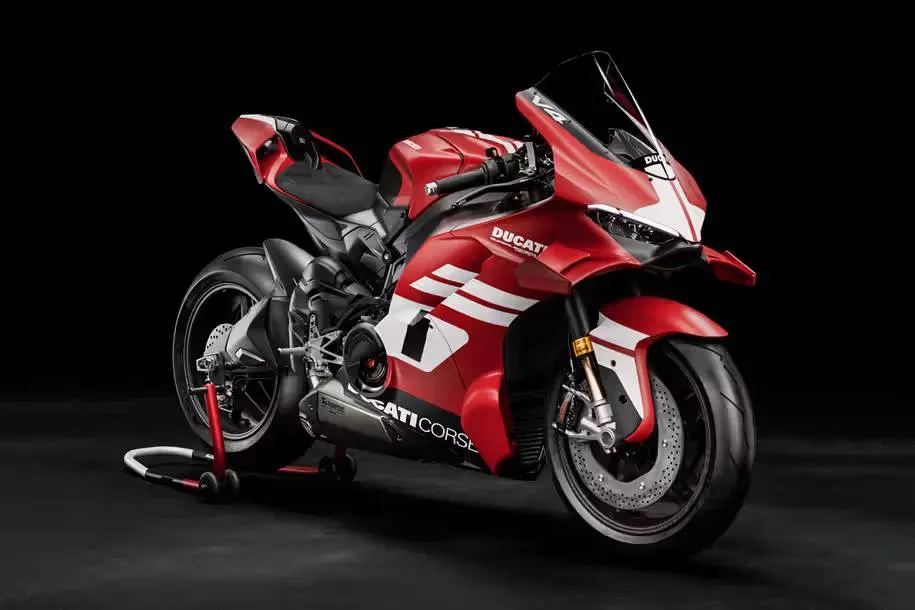 https___hypebeast.com_image_2026_04_01_ducati-superleggera-v4-centenario-8