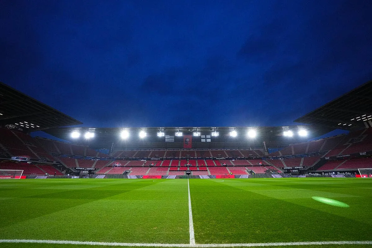 cdf le roazhon park trop petit pour le psg iconsport 252788 0002 388882