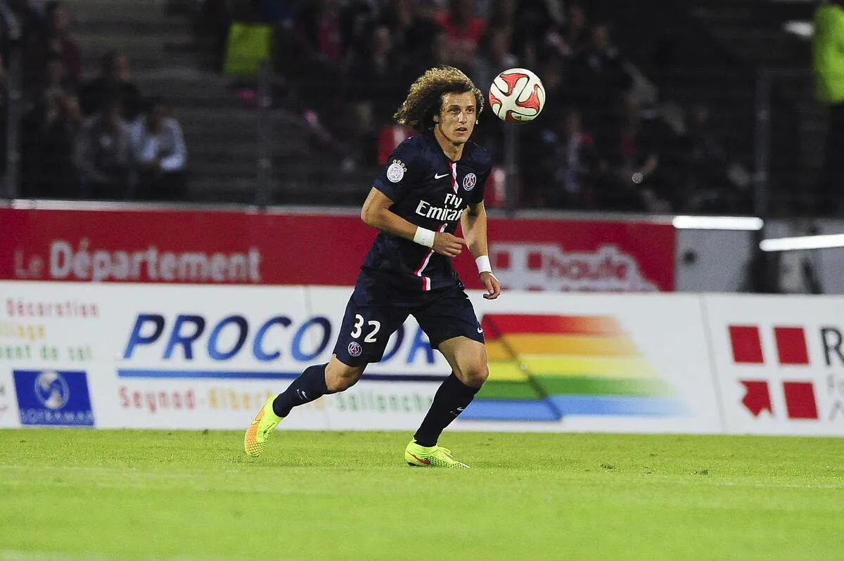 du mondial au psg david luiz ne va pas passer sur le divan iconsport jpt 220814 07 1190447