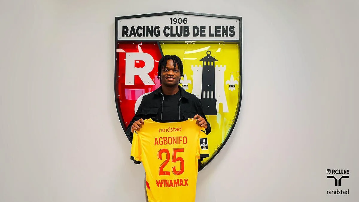 le rc lens officialise la signature d un attaquant suedois 20250129 rclens jeremy agbonifo 2 0 387575