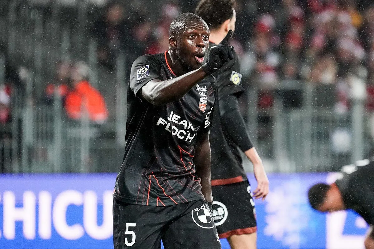 lorient benjamin mendy blesse et absent plusieurs semaines icon win8353 370357