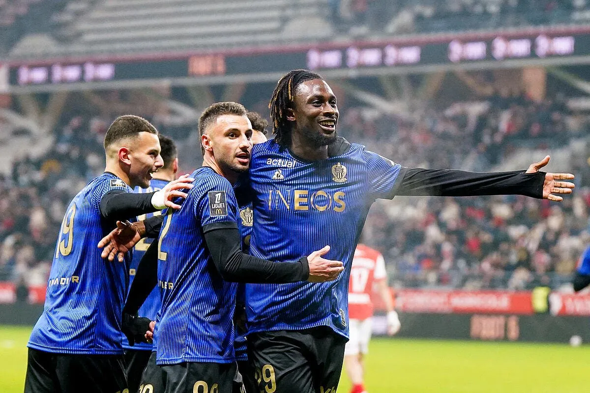 nice guessand empile les buts l angleterre prepare les billets iconsport 249067 0132 386842