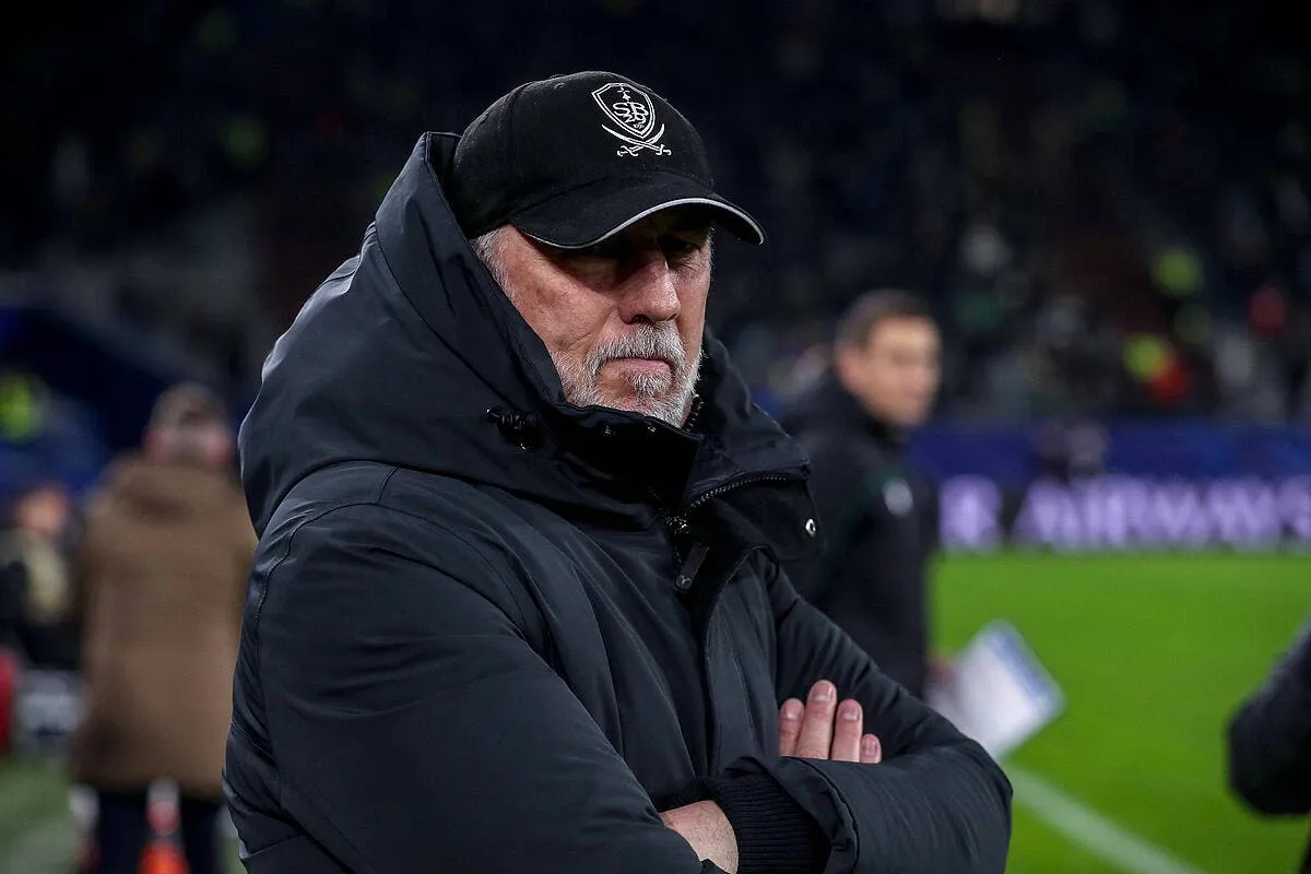 officiel brest recrute un defenseur de national iconsport 250166 0021 387299