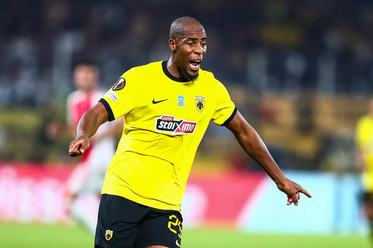 officiel djibril sidibe debarque a toulouse sidibe 11 379262