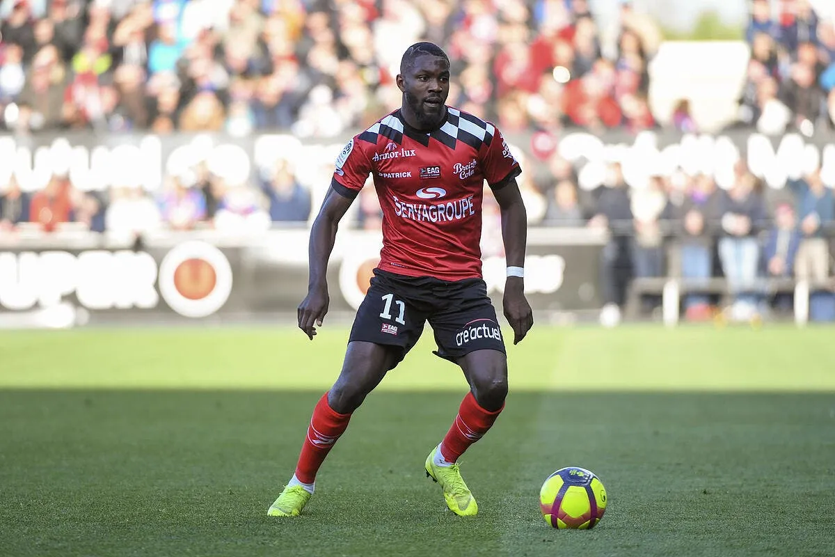 om marseille est deja hors course pour marcus thuram icon alc 040519 45 129256037
