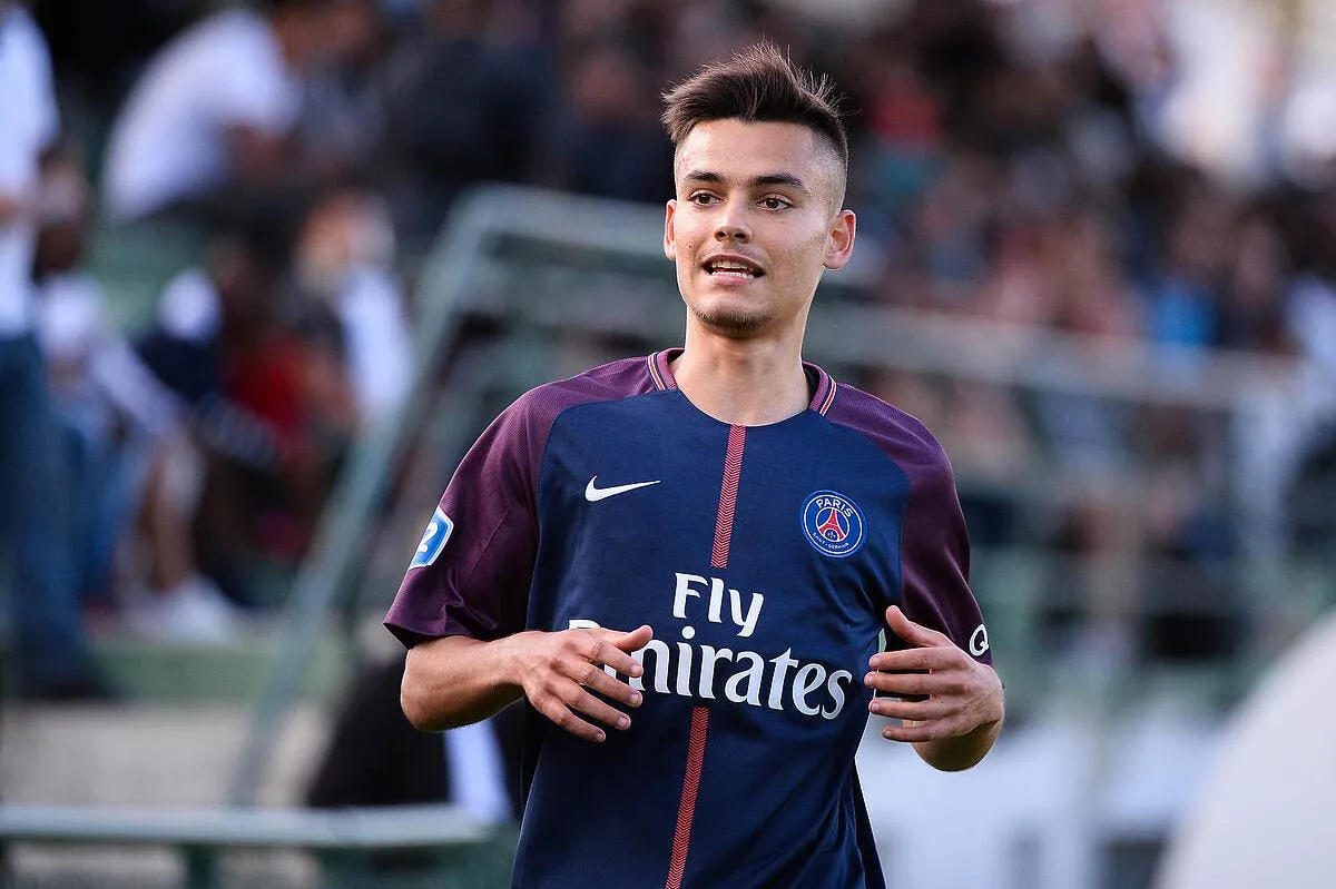 psg un jeune parisien va tenter sa chance en l2 georgen 2207075