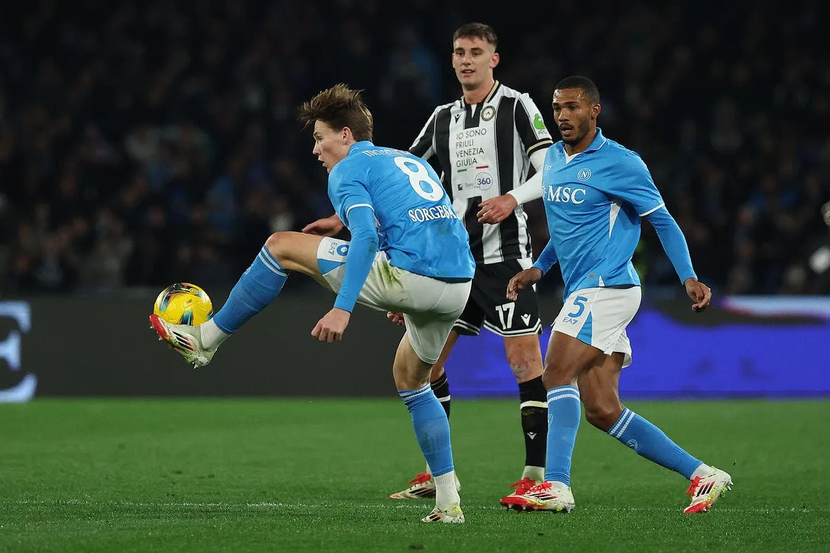 serie a naples encore freine par l udinese iconsport 251873 0032 388227
