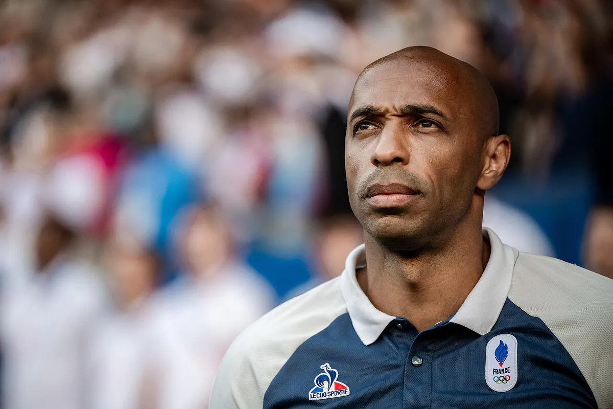 thierry henry reagit a la defaite de la france en finale iconsport 236605 0313 379571
