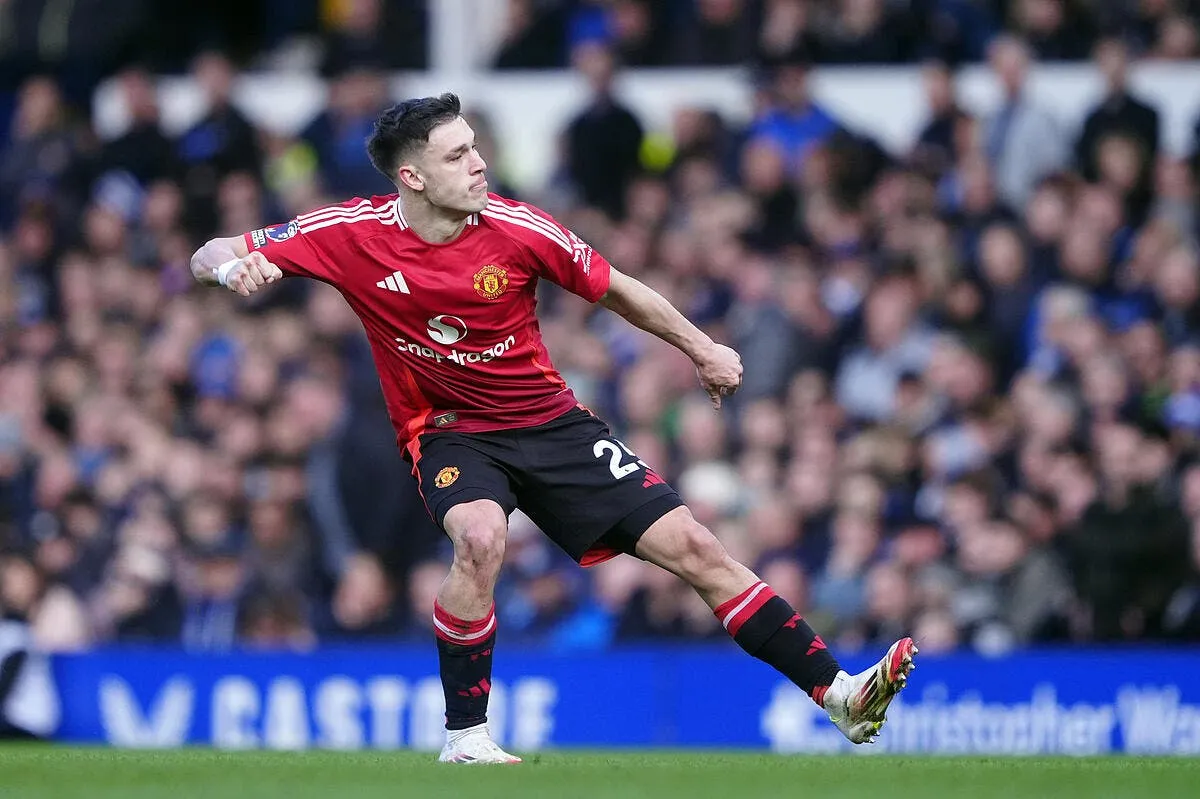 ugarte sauve manchester united face a everton ugarte 4 388833