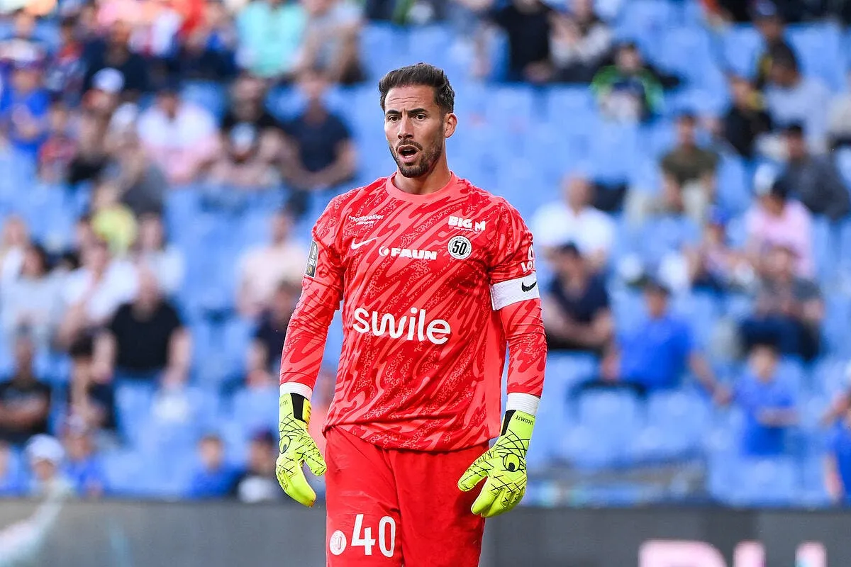 benjamin lecomte rapporte un paquet d argent a montpellier iconsport 256873 0145 396020