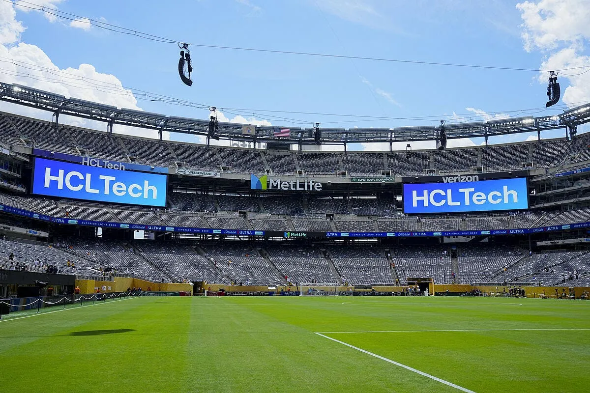 cdm psg real retarde a cause d un gros accident iconsport 264089 0003 395475