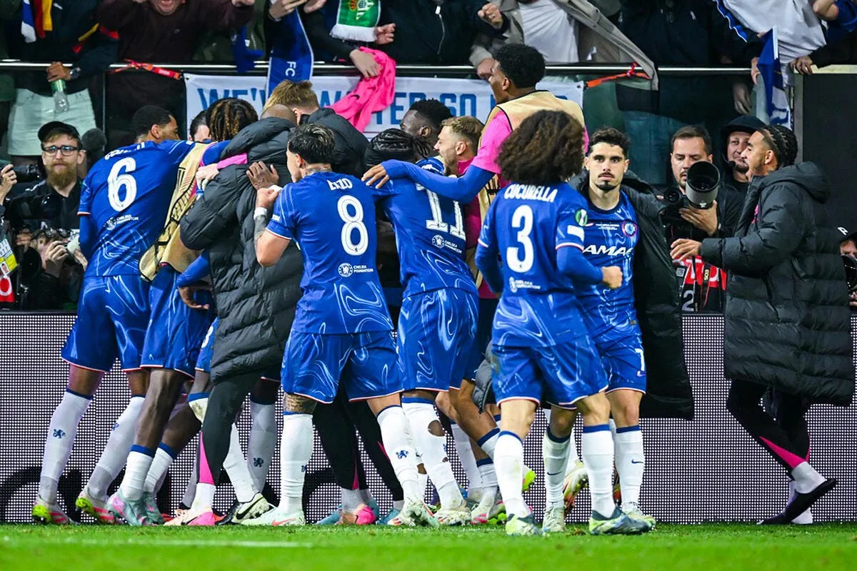 ecl chelsea complete son grand chelem europeen iconsport 261216 0397 393413