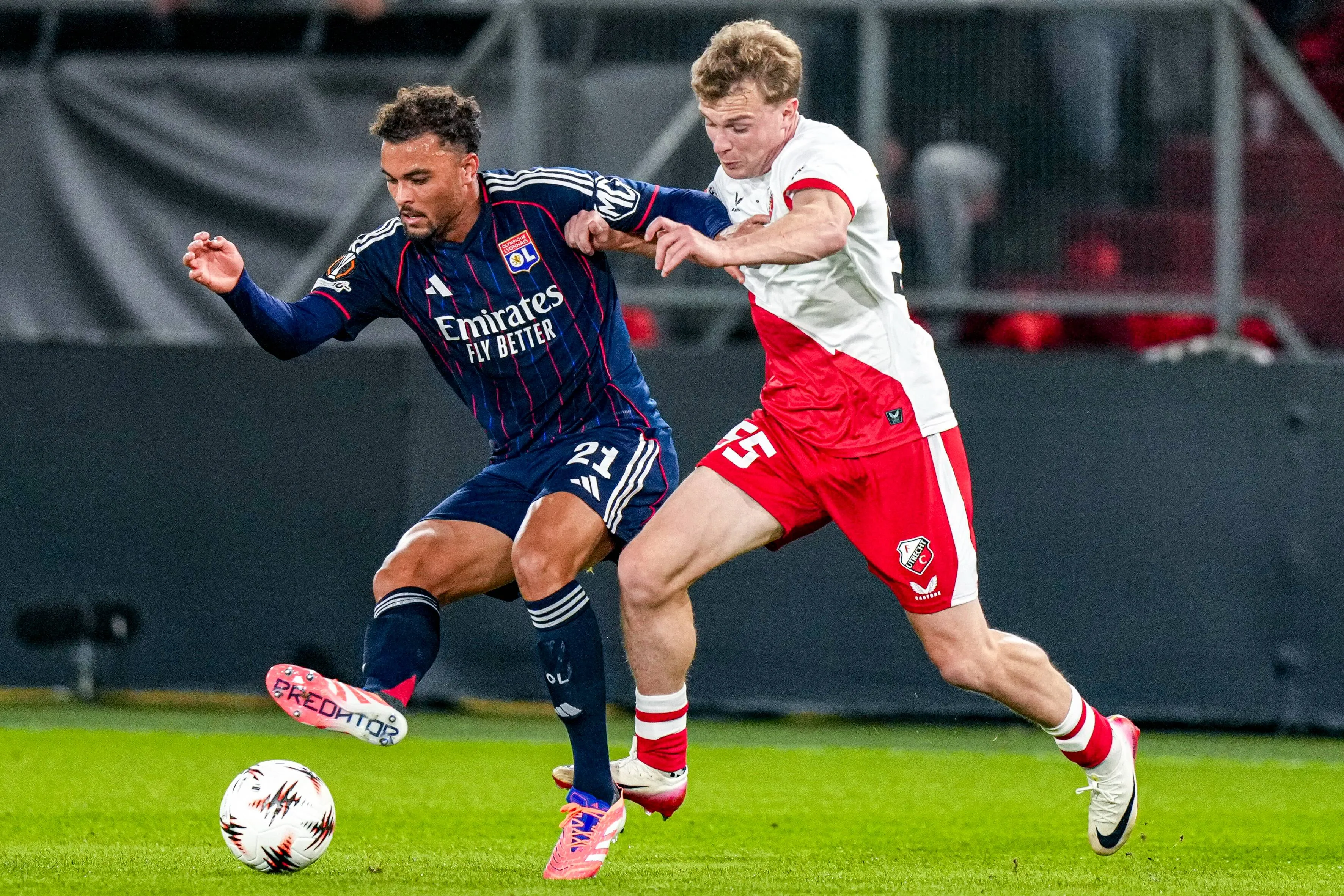 ICONSPORT_271850_0096