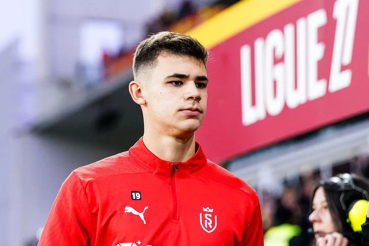Le Psg Officialise Un Nouveau Depart En Pret