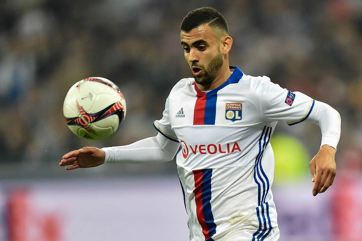 « Recruter Ghezzal, c’est quoi le but ? » : Il est sidéré par l'OL