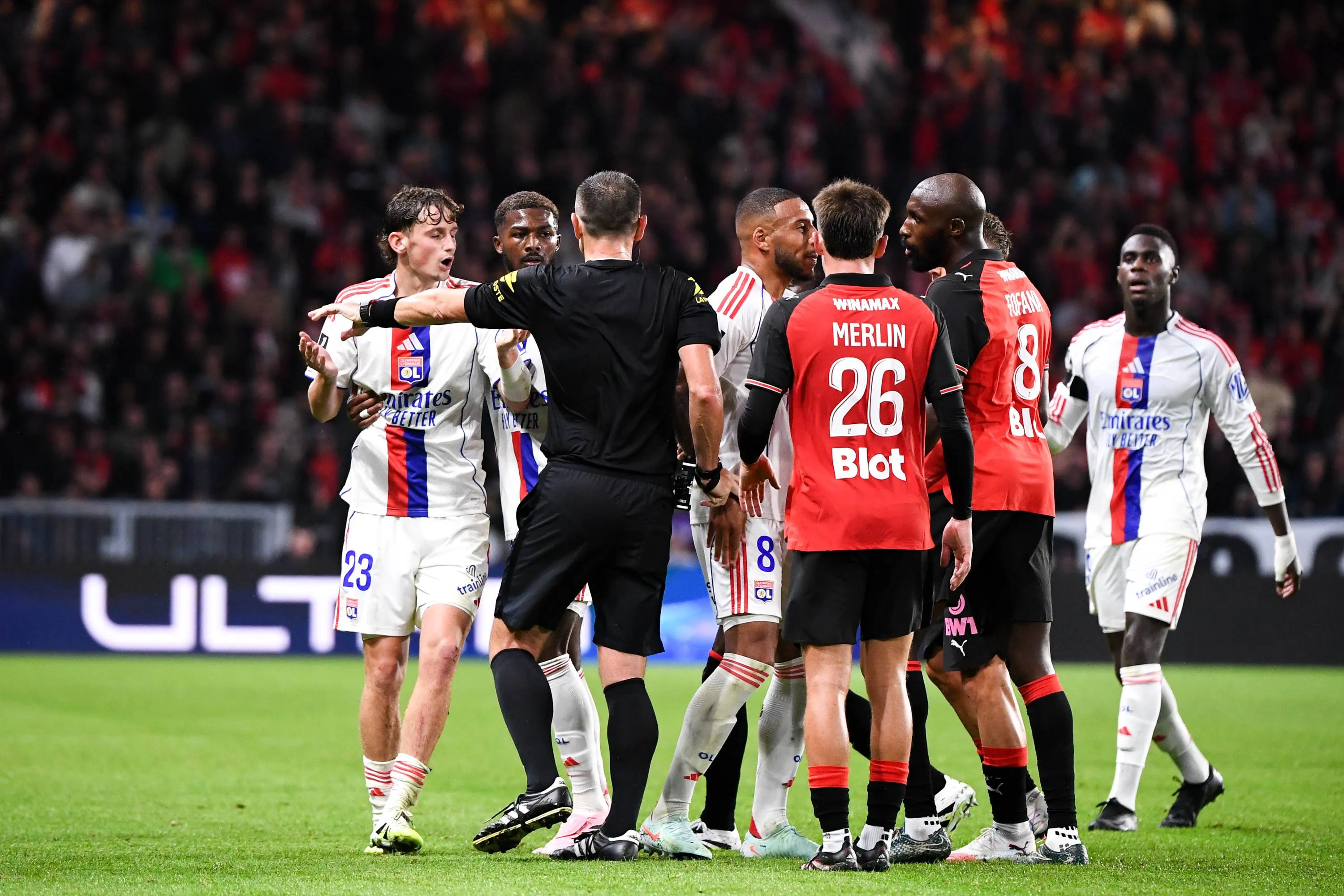 L1 : L'OL se fait renverser par Rennes dans un match fou