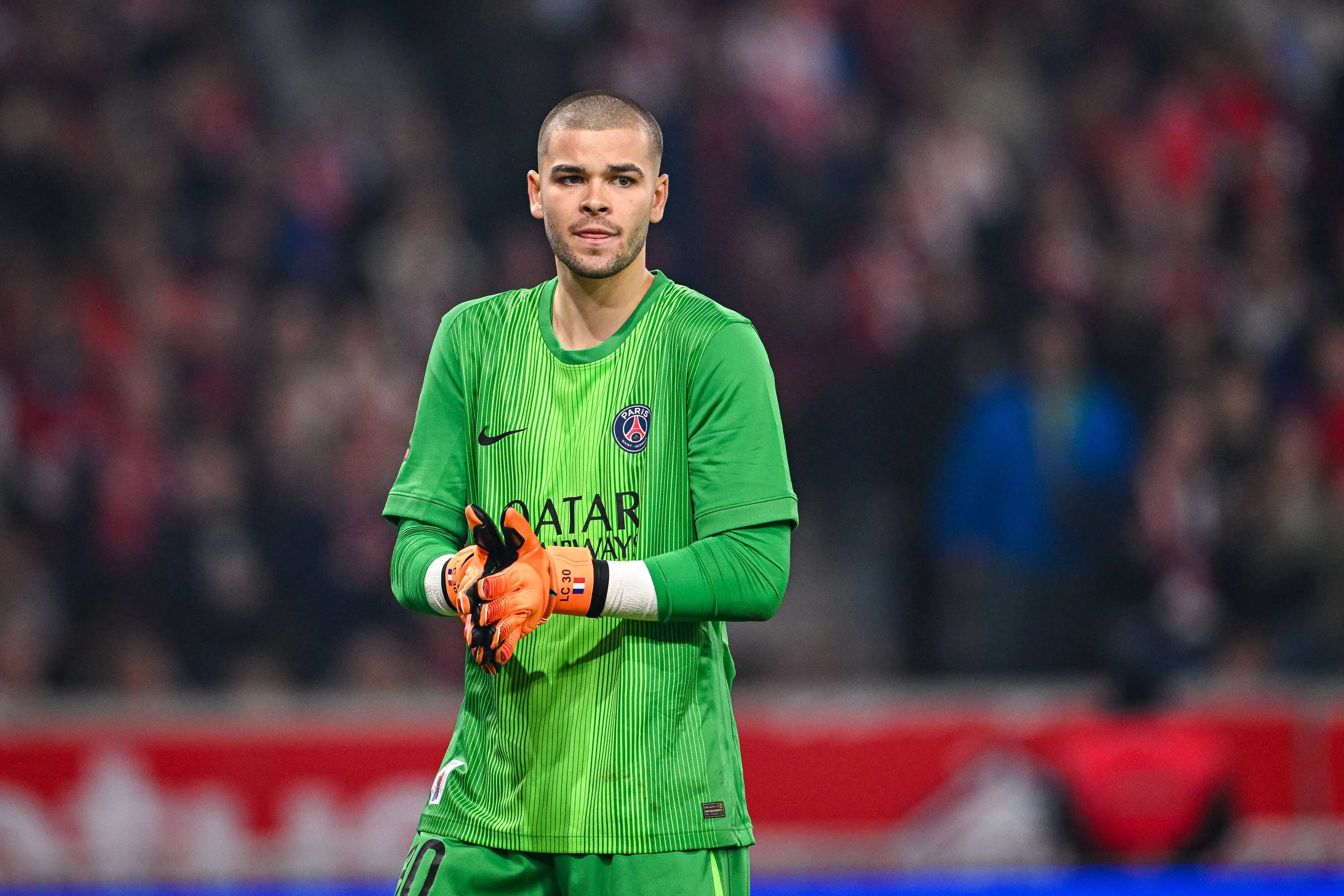 PSG : Lucas Chevalier déjà remplacé par Safonov ?