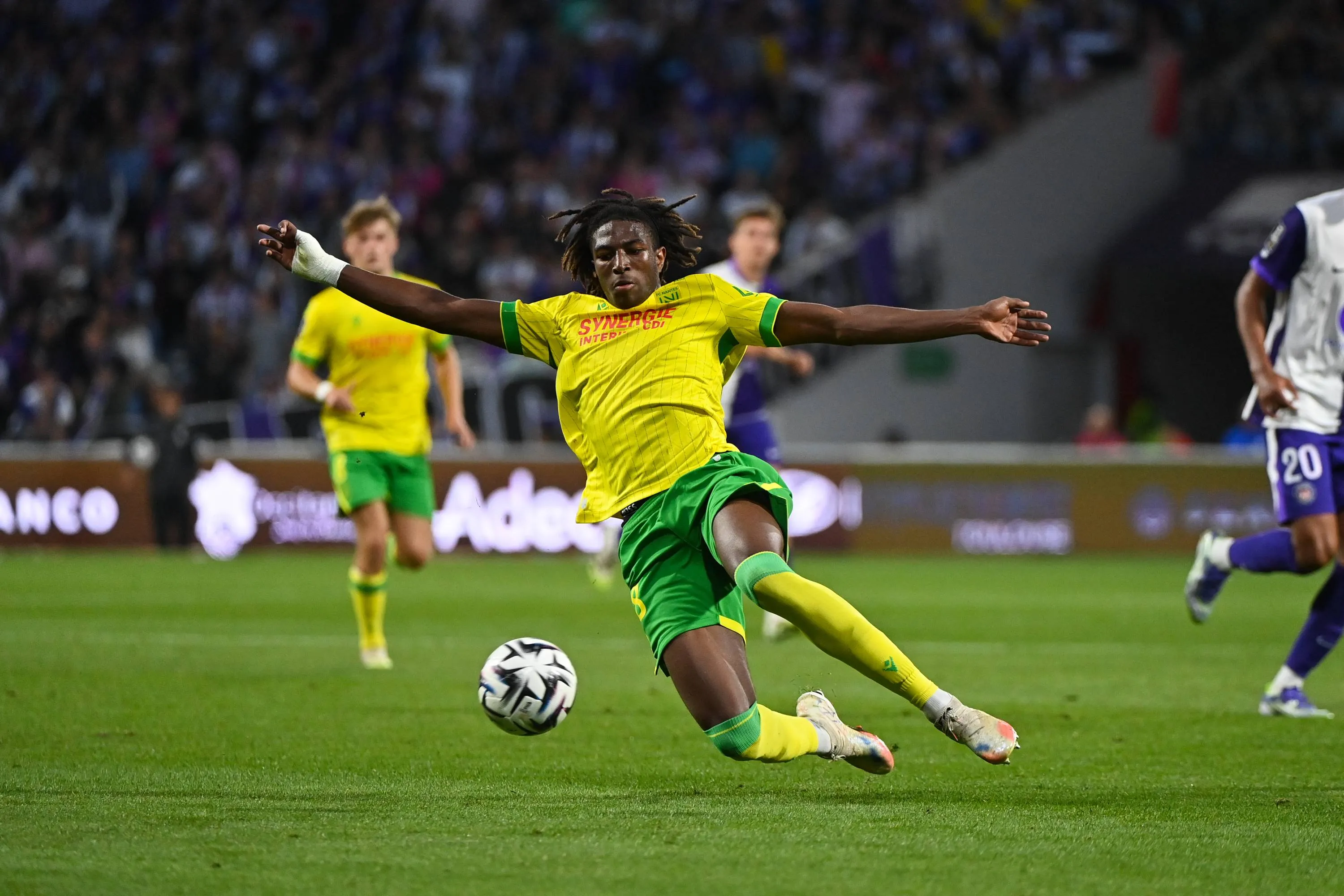 L’OM et le PSG se l’arrachent, il choisit Nantes