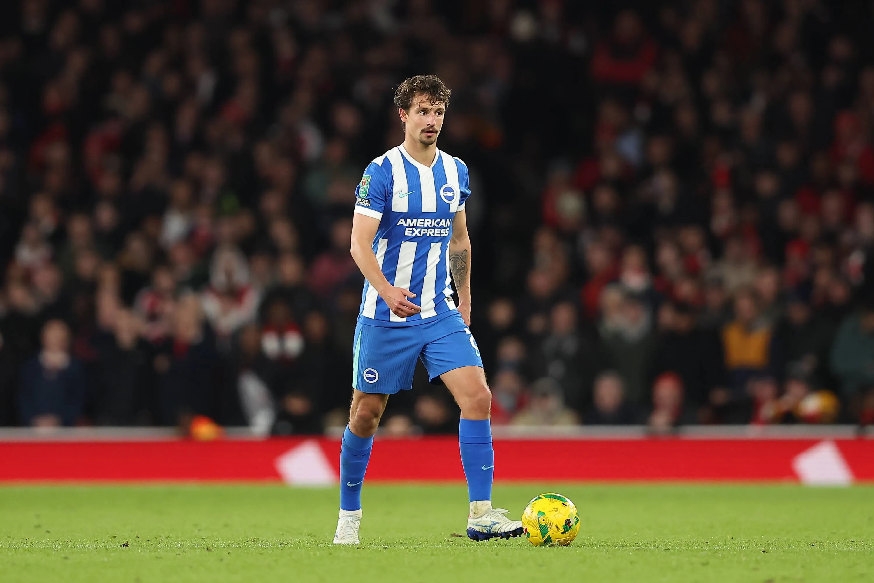 L’OM et l’OL se battent pour un défenseur de Brighton