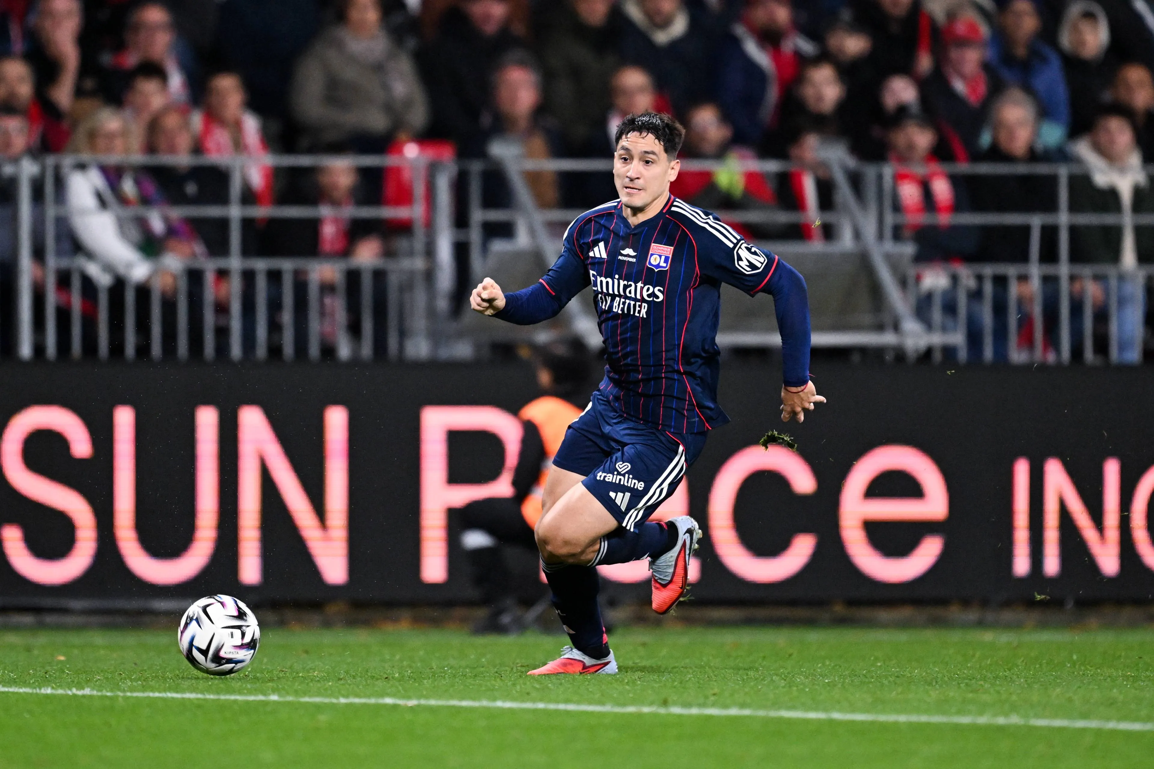 ICONSPORT_275962_0046