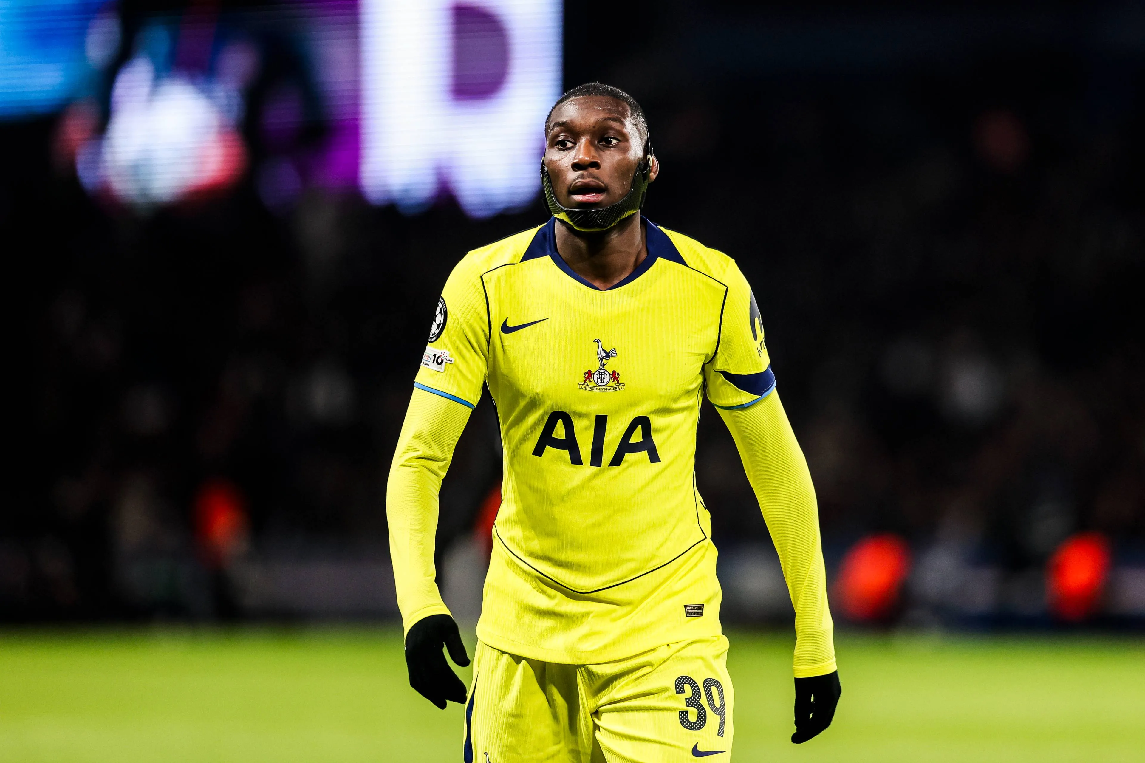 LdC : Aidé par Chevalier, Kolo Muani poignarde le PSG