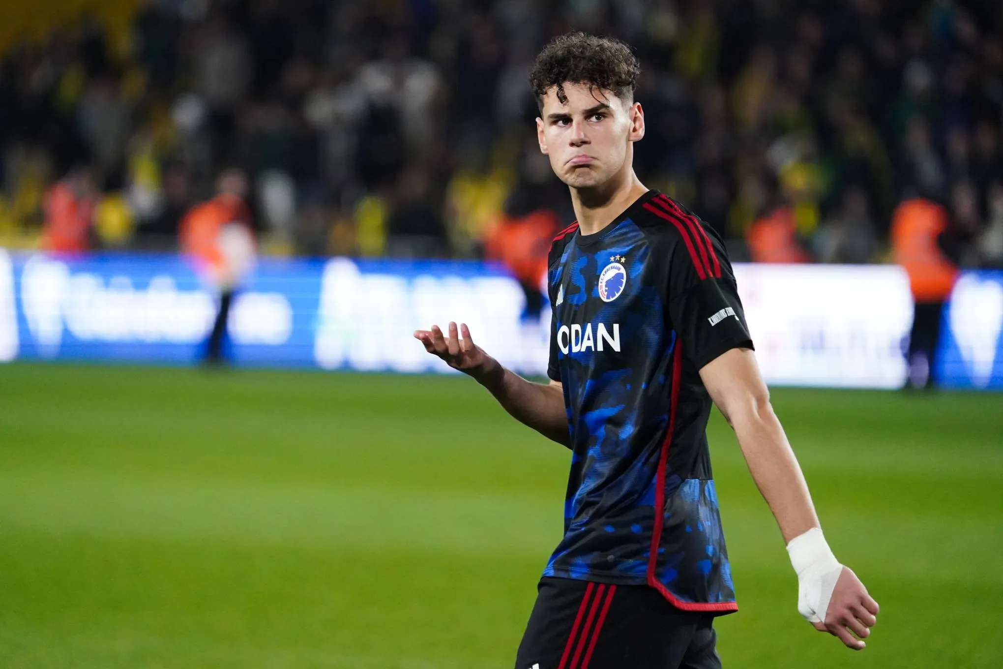 ICONSPORT_197728_0010