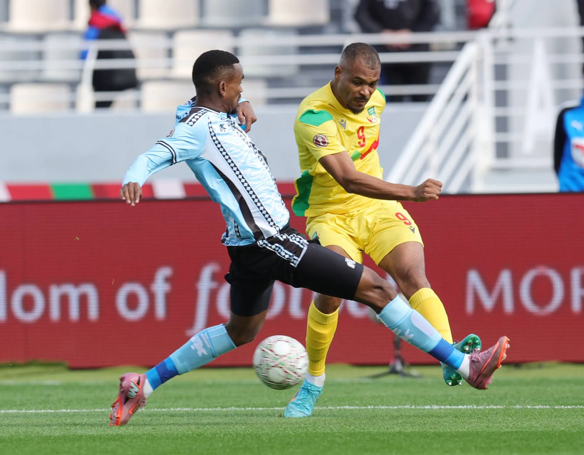 ICONSPORT_280838_0002